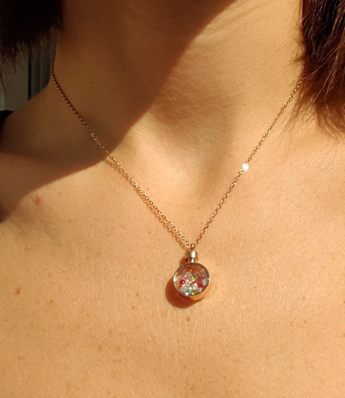 Çelik Taşlı Kolye