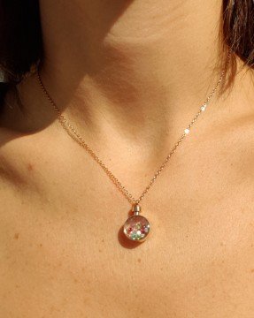 Çelik Taşlı Kolye