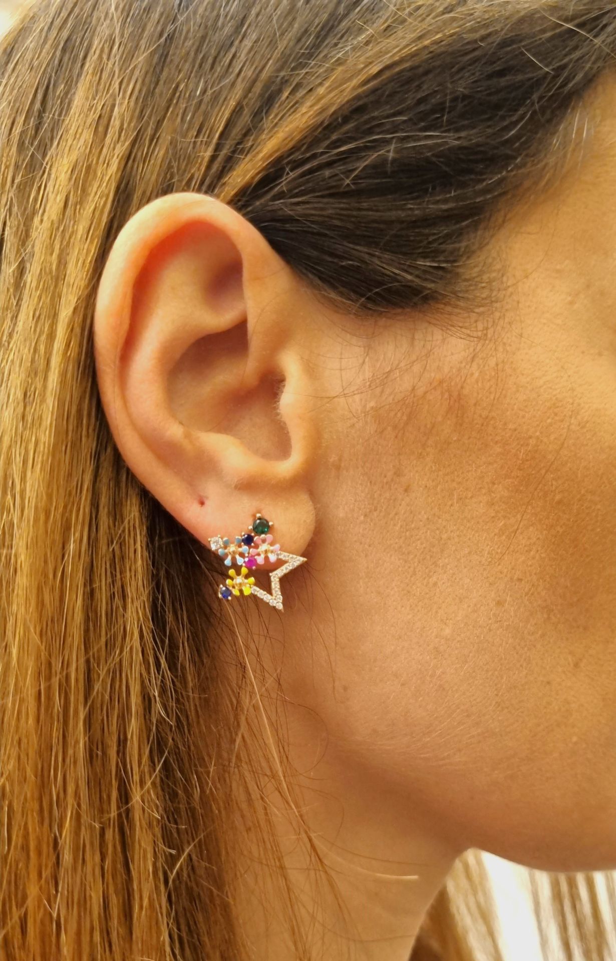 Çiçekli Yıldız Gümüş Küpe