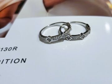 Zirkon Taşlı Yüzük