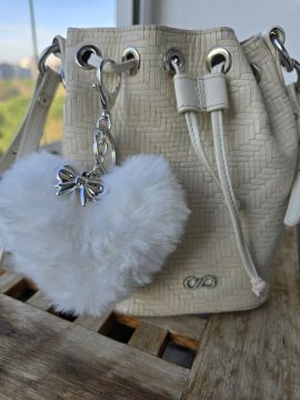 Tüylü Kalp Anahtarlık