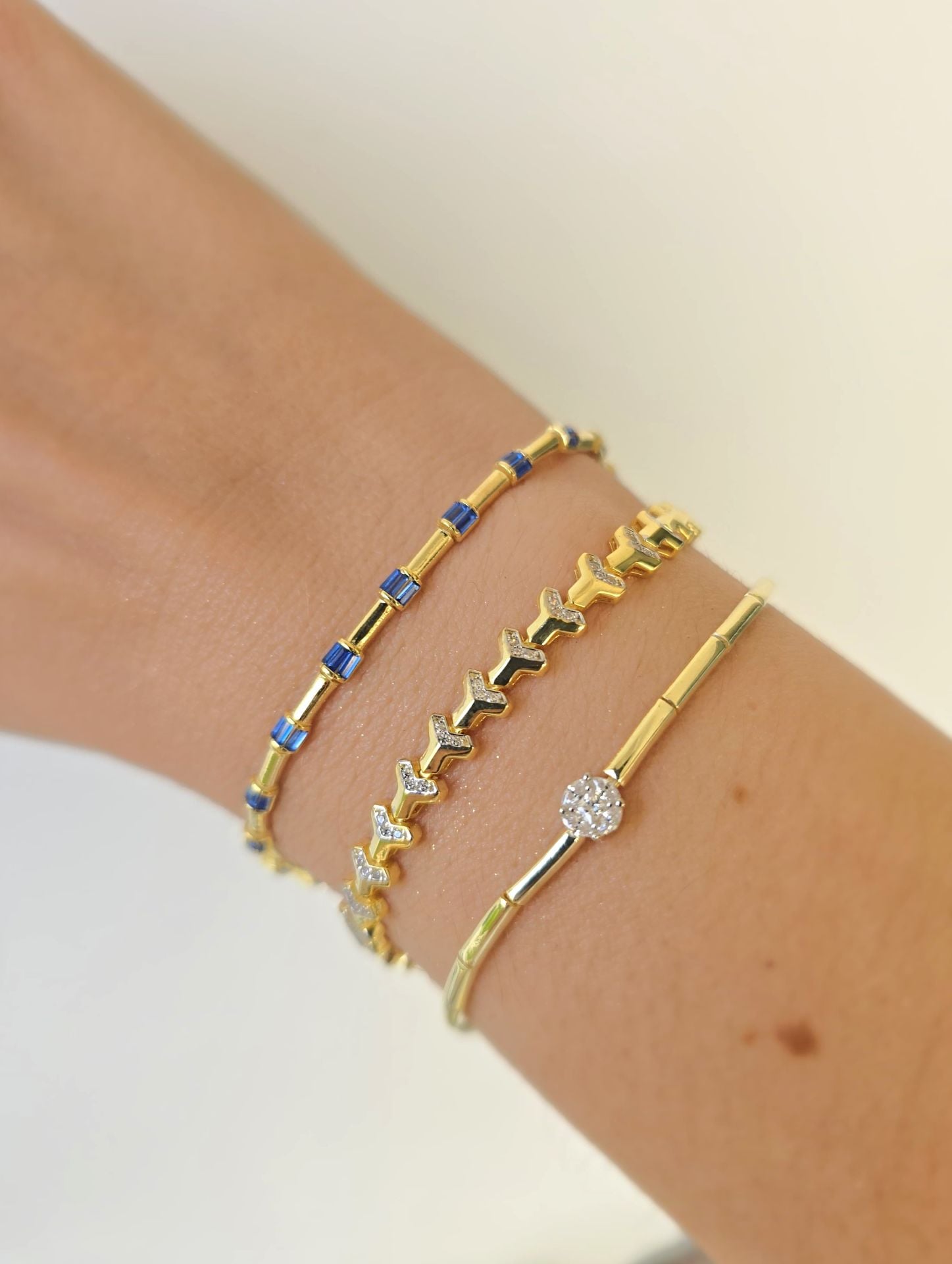 Mavi Taşlı İnce Bileklik