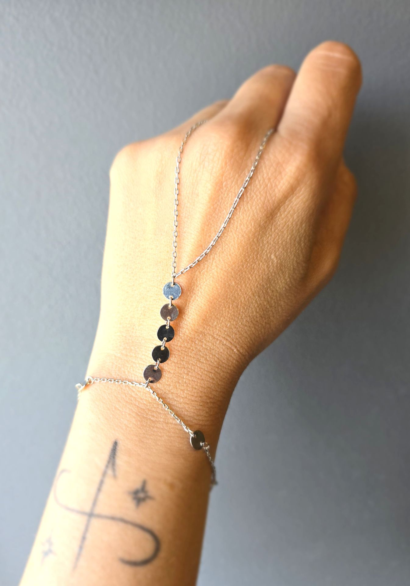 Pullu Taşsız Şahmeran