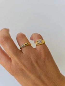 Taşlı Kare Yüzük