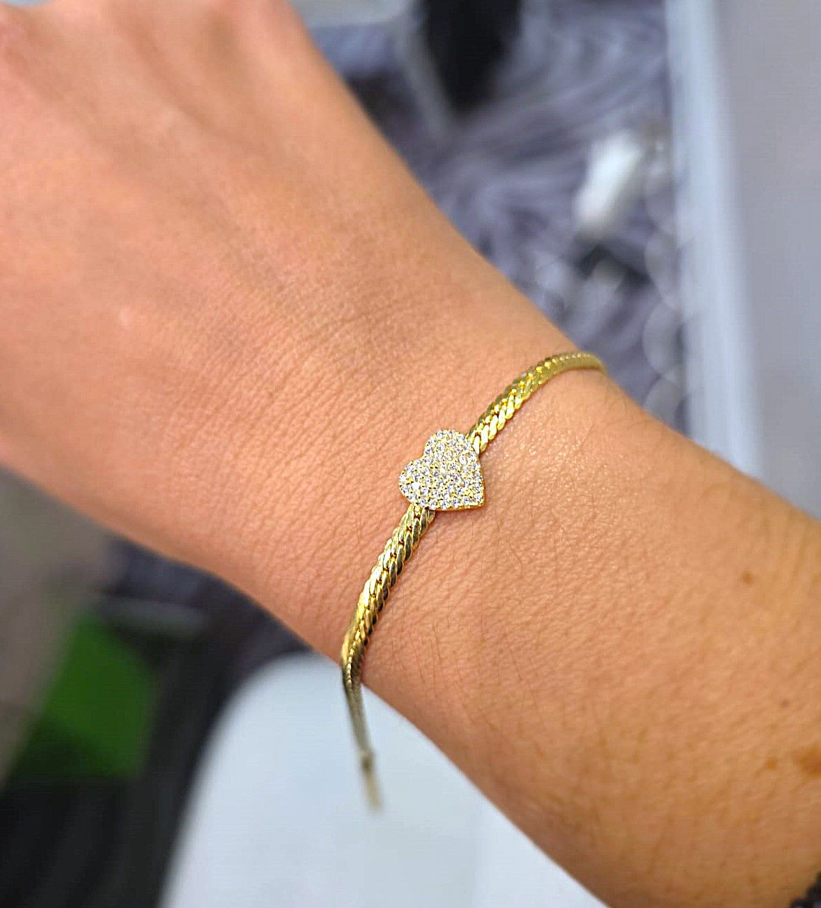 Balık Sırtı Taşlı Kalp Bileklik